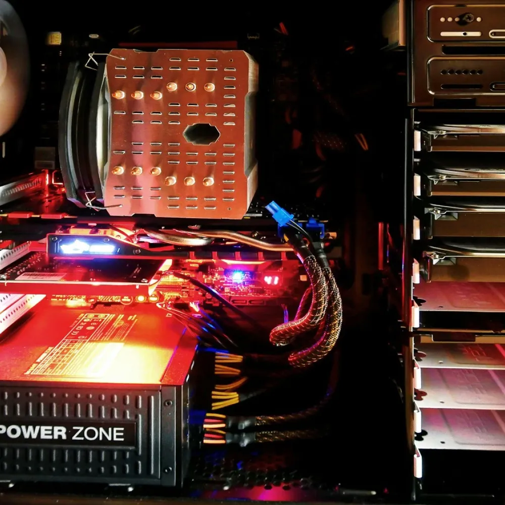 l'interno di un pc, da qui si procede all'overclocking?