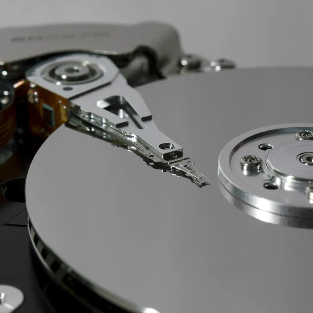 un hard disk pronto per il riciclo