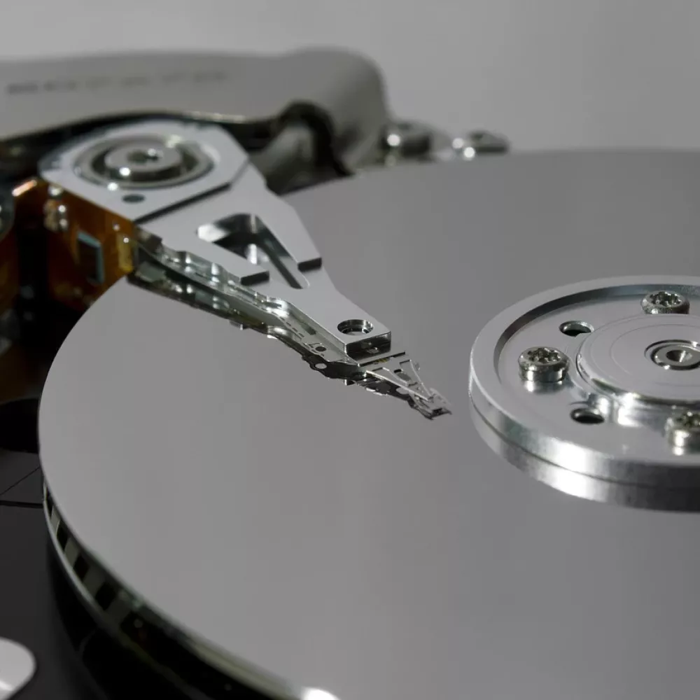 un hard disk pronto per il riciclo