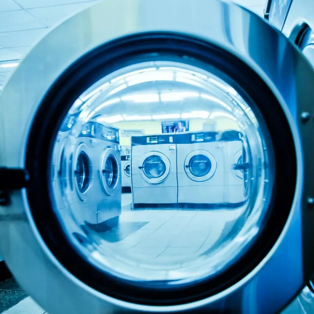 il mondo visto da un oblo della lavatrice