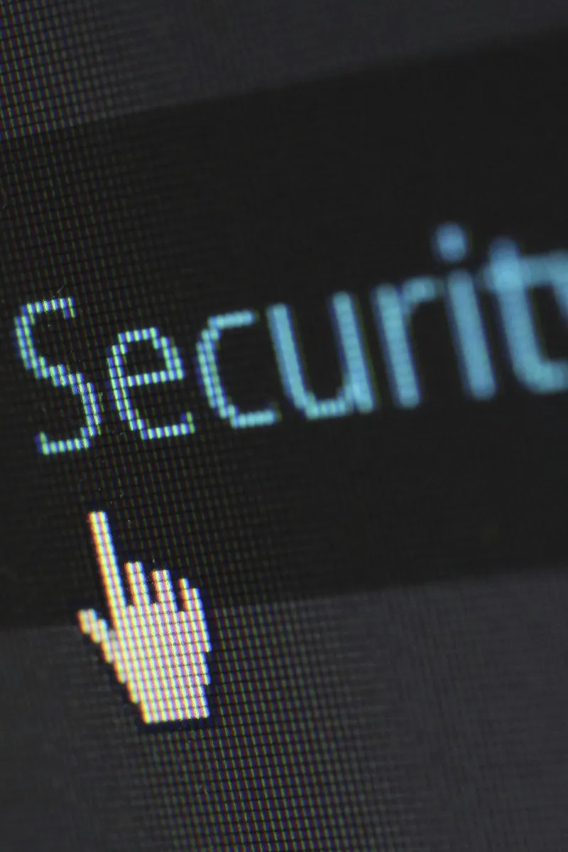 un immagine evocativa della sicurezza online